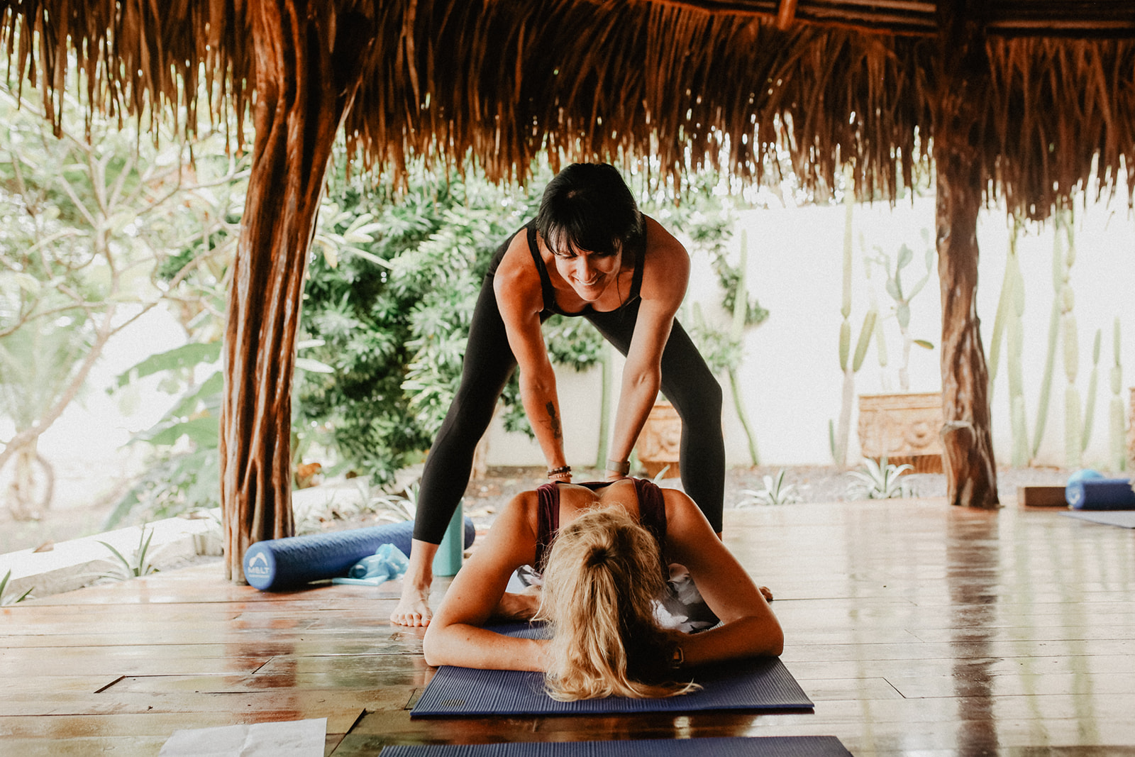 Practice yoga every day, learn to surf, enjoy fresh, delicious cuisine and build rewarding connections with other like-minded people as you immerse yourself in the Sansara Experience.
