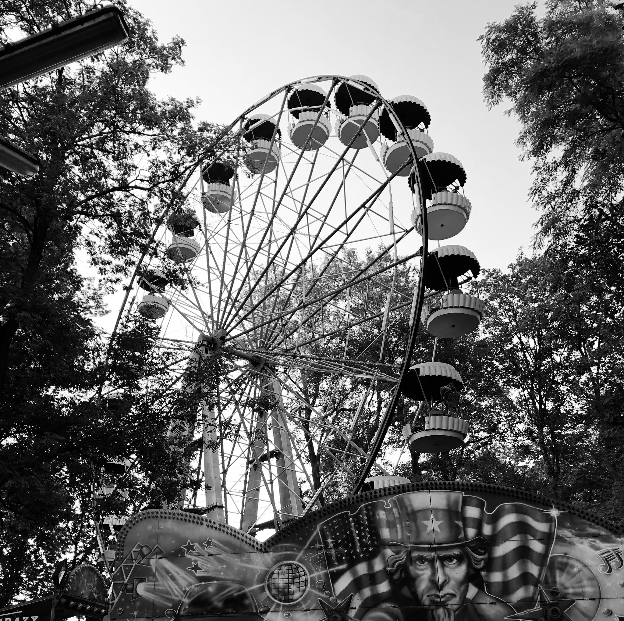 <small>Ferris Wheel at Chemivtsi, Ukraine</small>