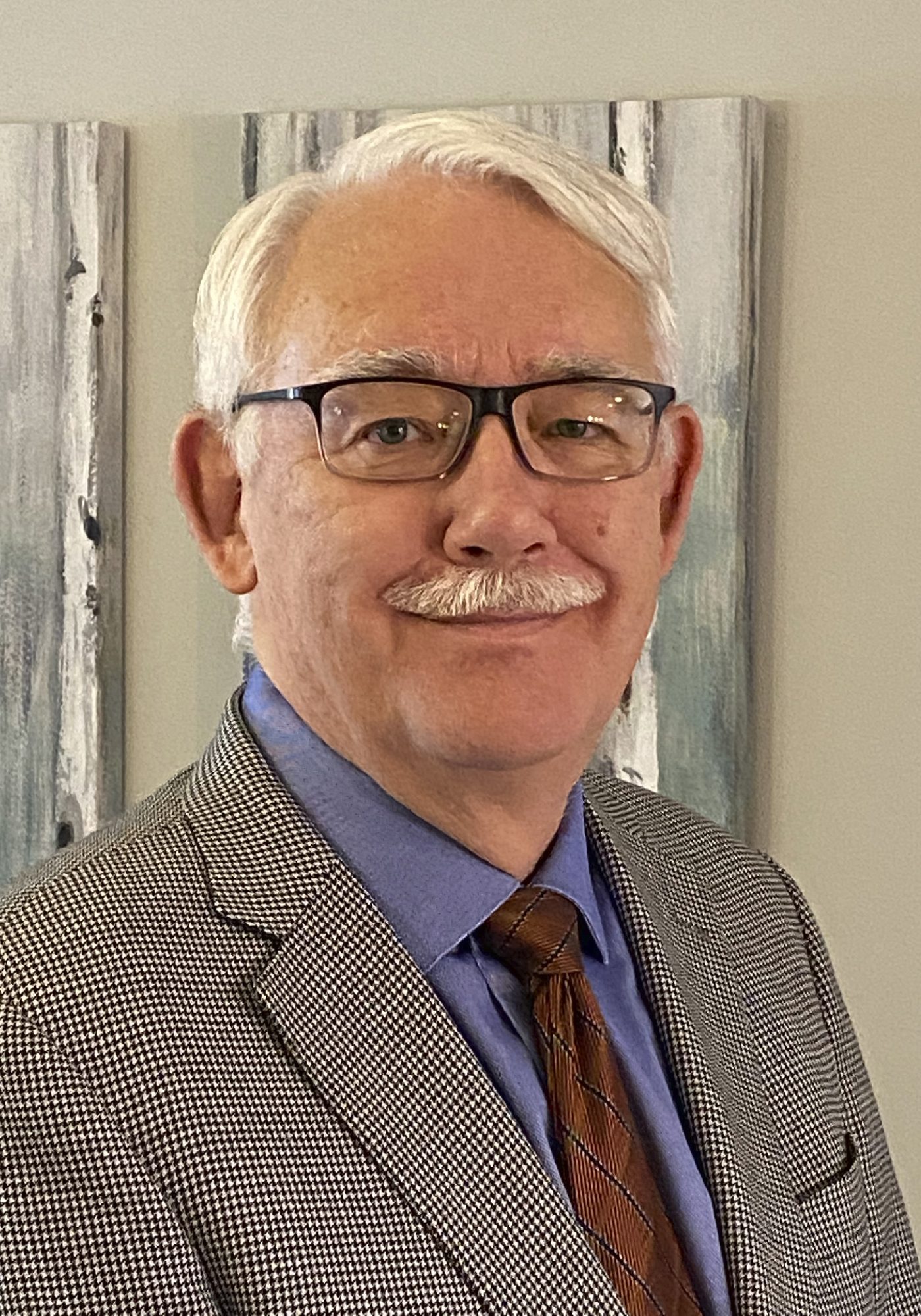 Gary Bosgoed earned his degree in Industrial Systems Engineering in 1983. He operates a consulting business in Edmonton and sits on the University’s Board of Governors.